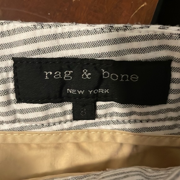 Striped shorts - Picture 5 of 5